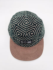 5 Panels Cap Labyrinth