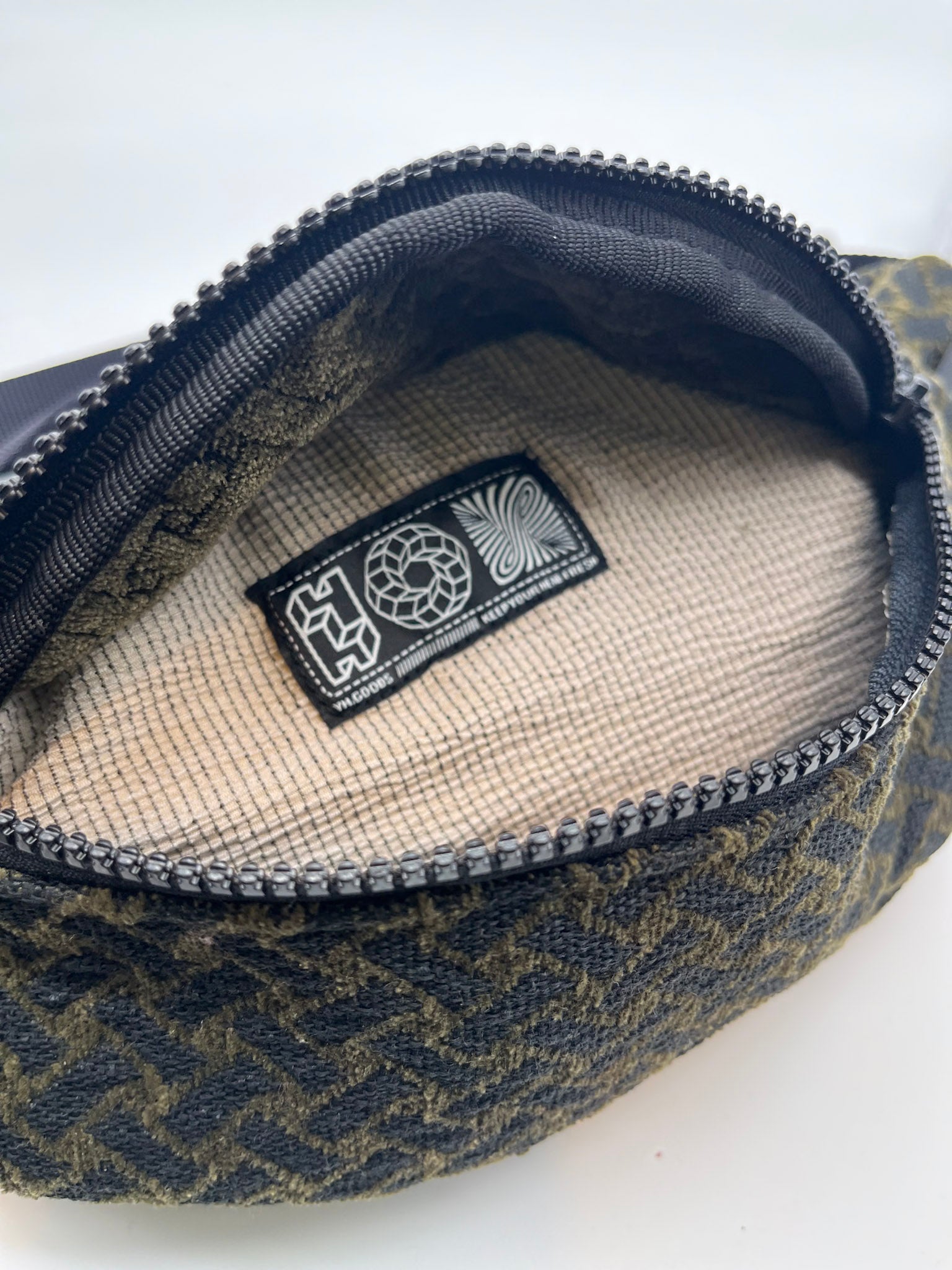 Camamu Fanny Pack