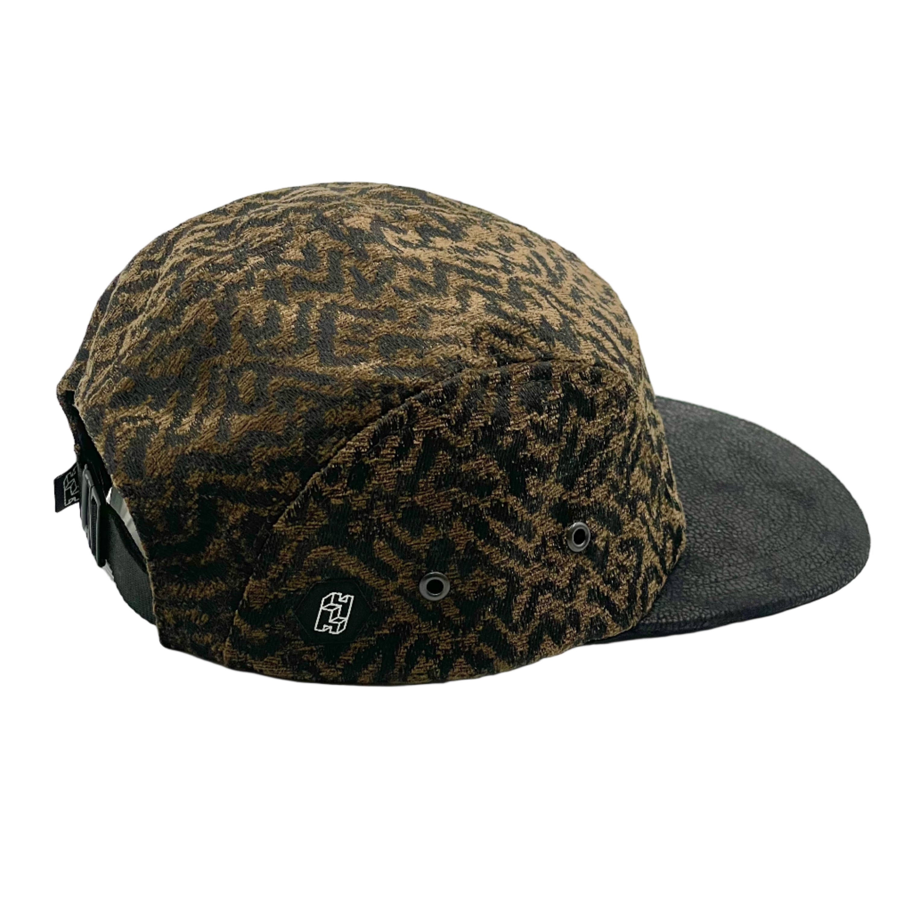 5 Panels Cap Walnut
